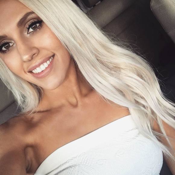 Meet your Posher, Kaitlin - Picture 1 of 1